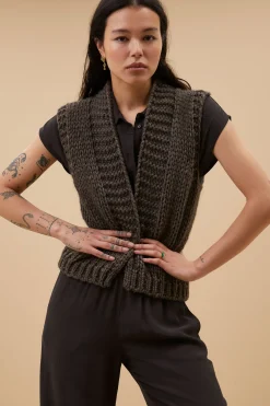 By bar levi gilet | cafe noir^ Gilets & Spencers|Strickjacken