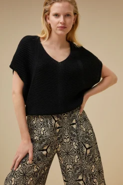 By bar new ale top | jet black^ Strick